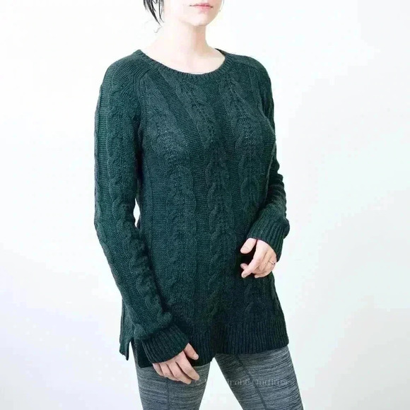 LOFT Camel Hair Sage Green Cable Knit Sweater - M - Picture 5 of 7